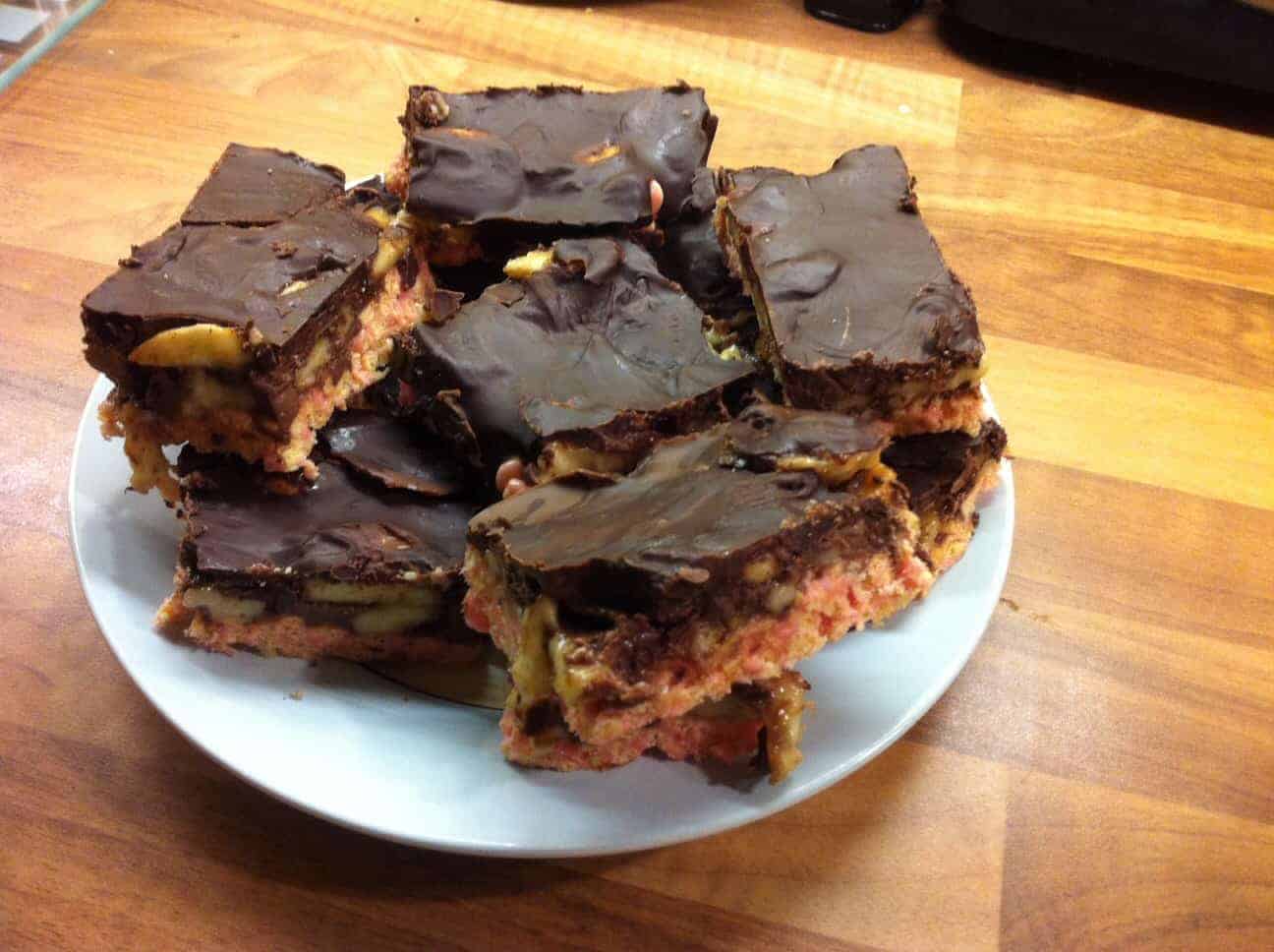 Chocolate banana crispy cakes