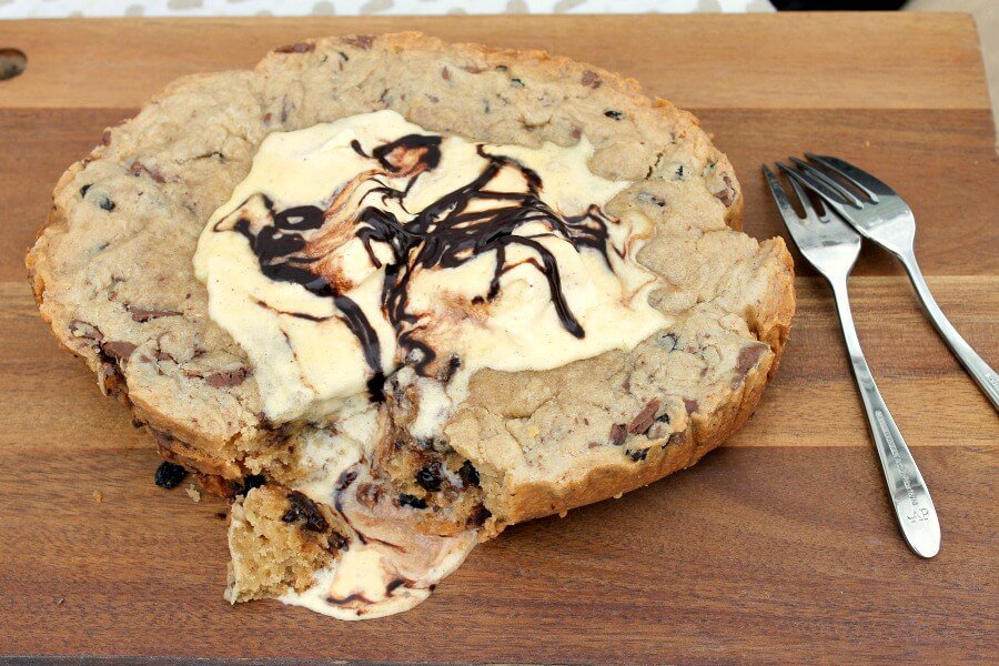 Slow Cooker Giant Chocolate Chip Cookie