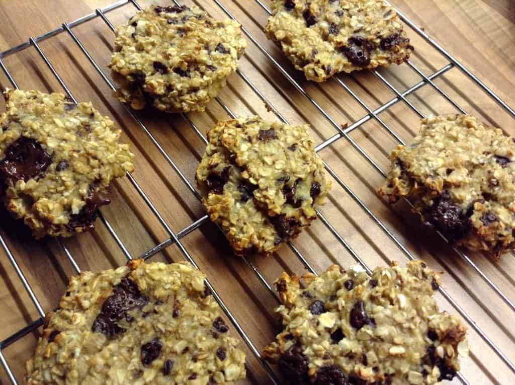 Banana oat chocolate chunk cookies