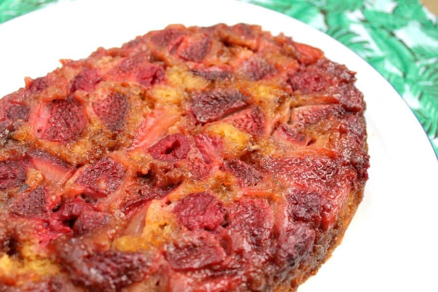 Slow Cooker Berry Upside Down Cake