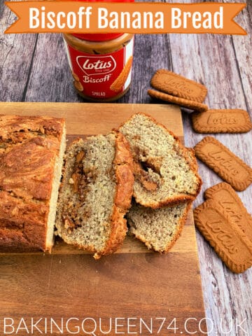 Biscoff banana bread on wooden background with text overlay.