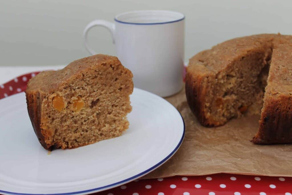 Slow Cooker Apricot Spelt Loaf Cake BakingQueen74