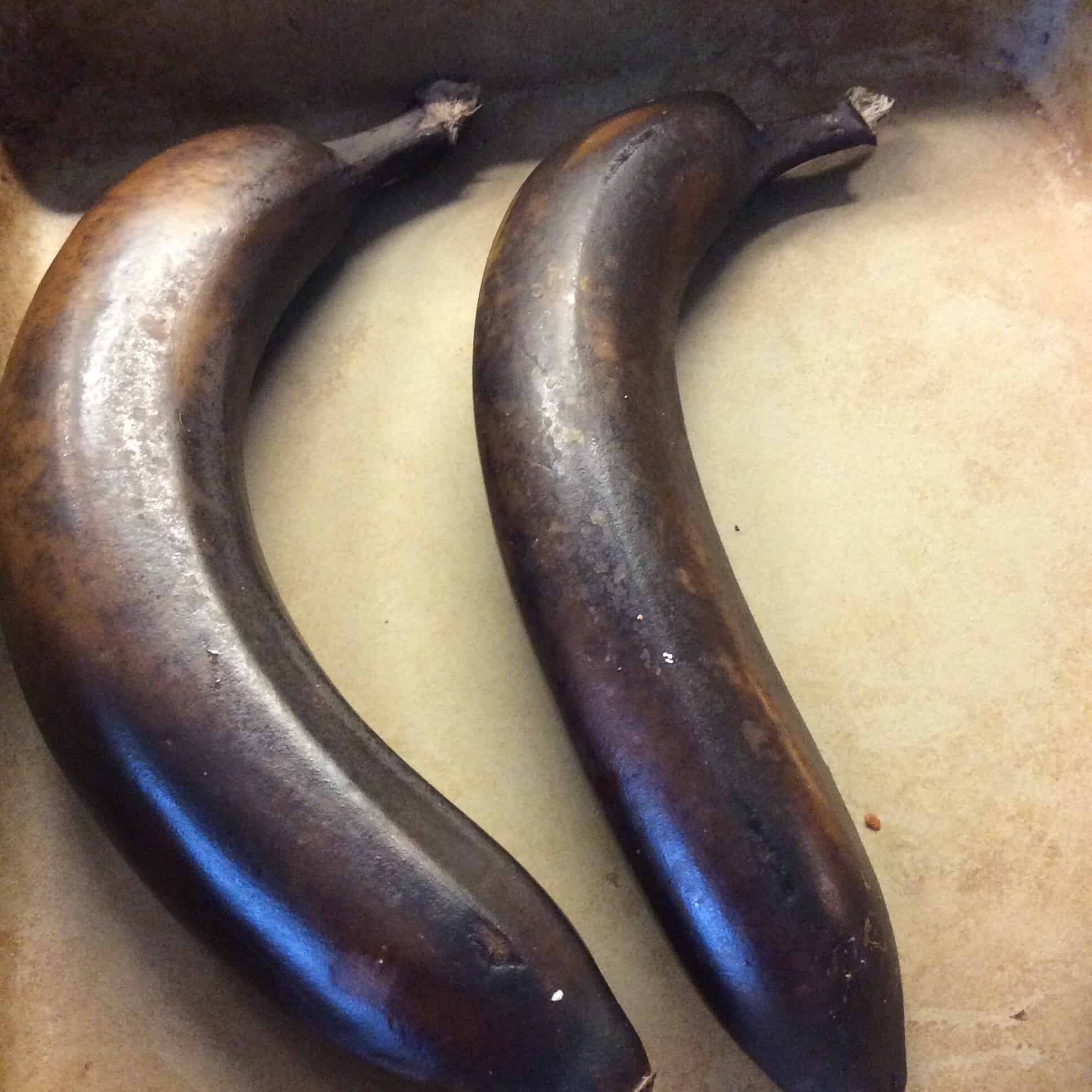 Bananas in an oven dish.