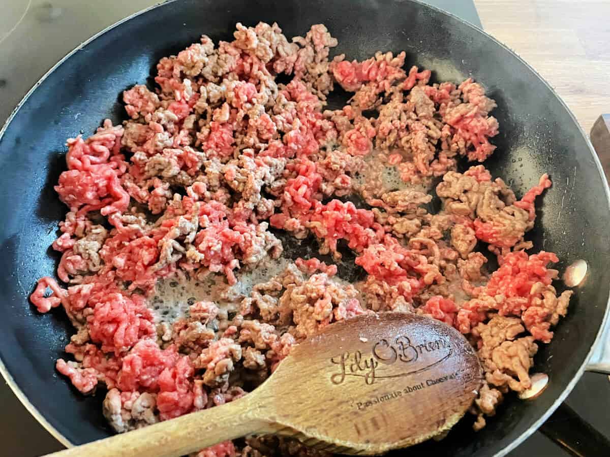 Frying pan with beef mince being browned off.
