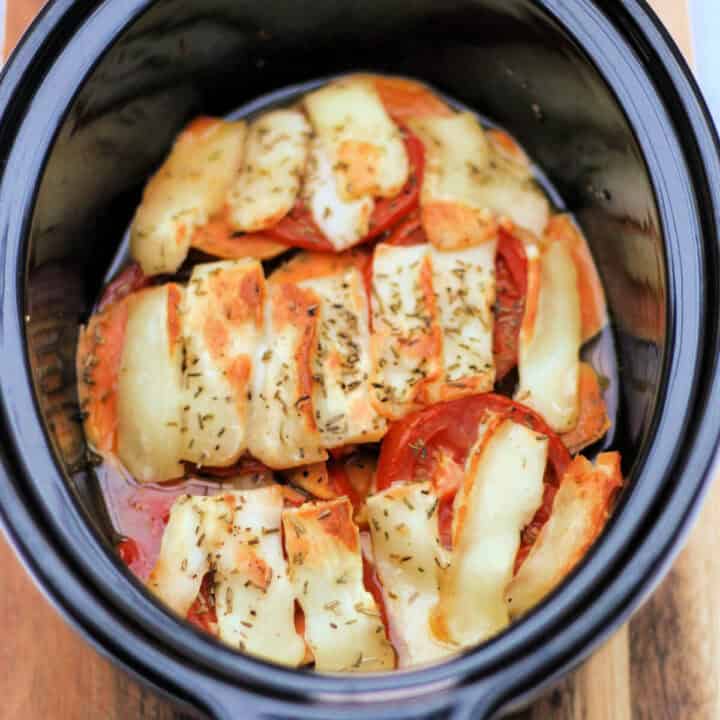 Halloumi bake in slow cooker pot.