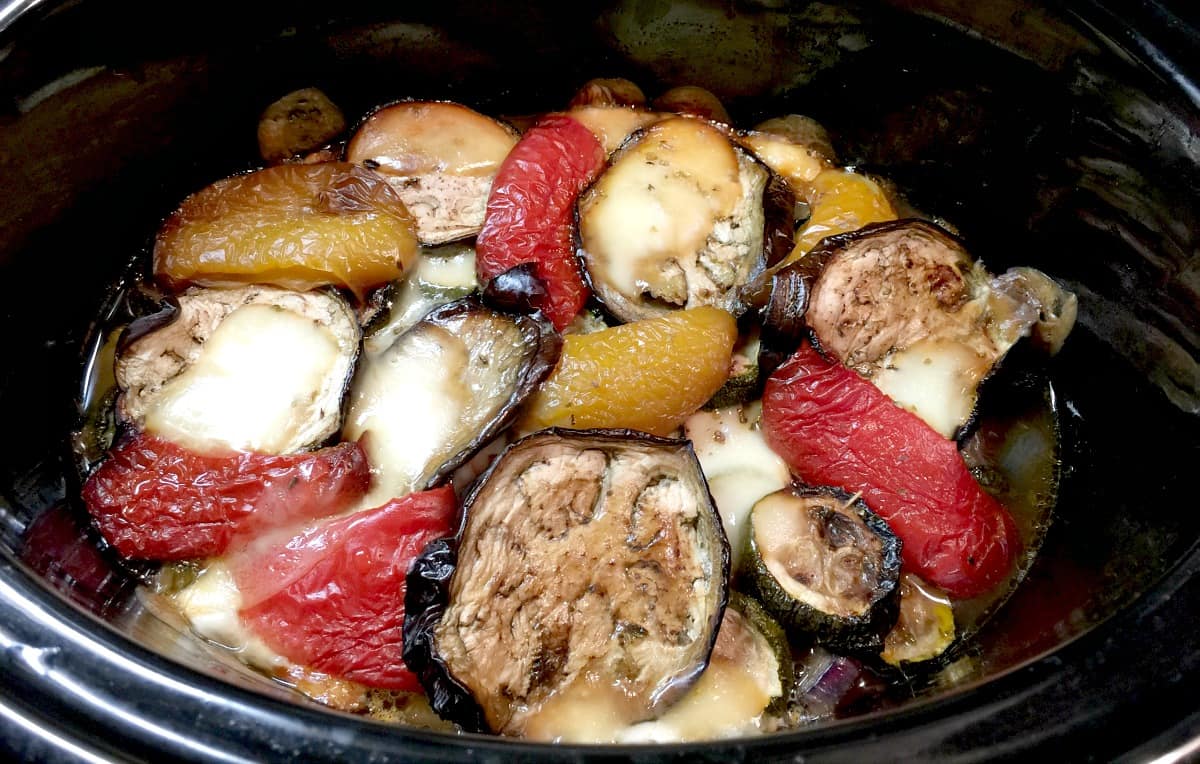 Slow Cooker Aubergine, Pepper and Mozzarella Bake
