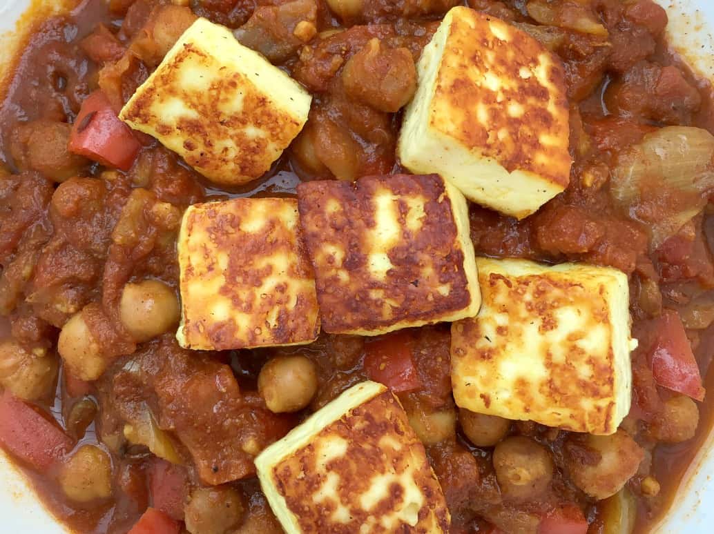 slow cooker chickpea and paneer curry + the slow cooked challenge