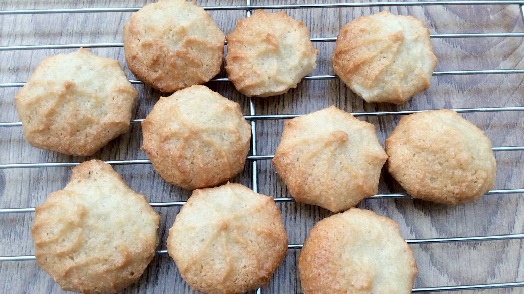 Almond Petit Fours