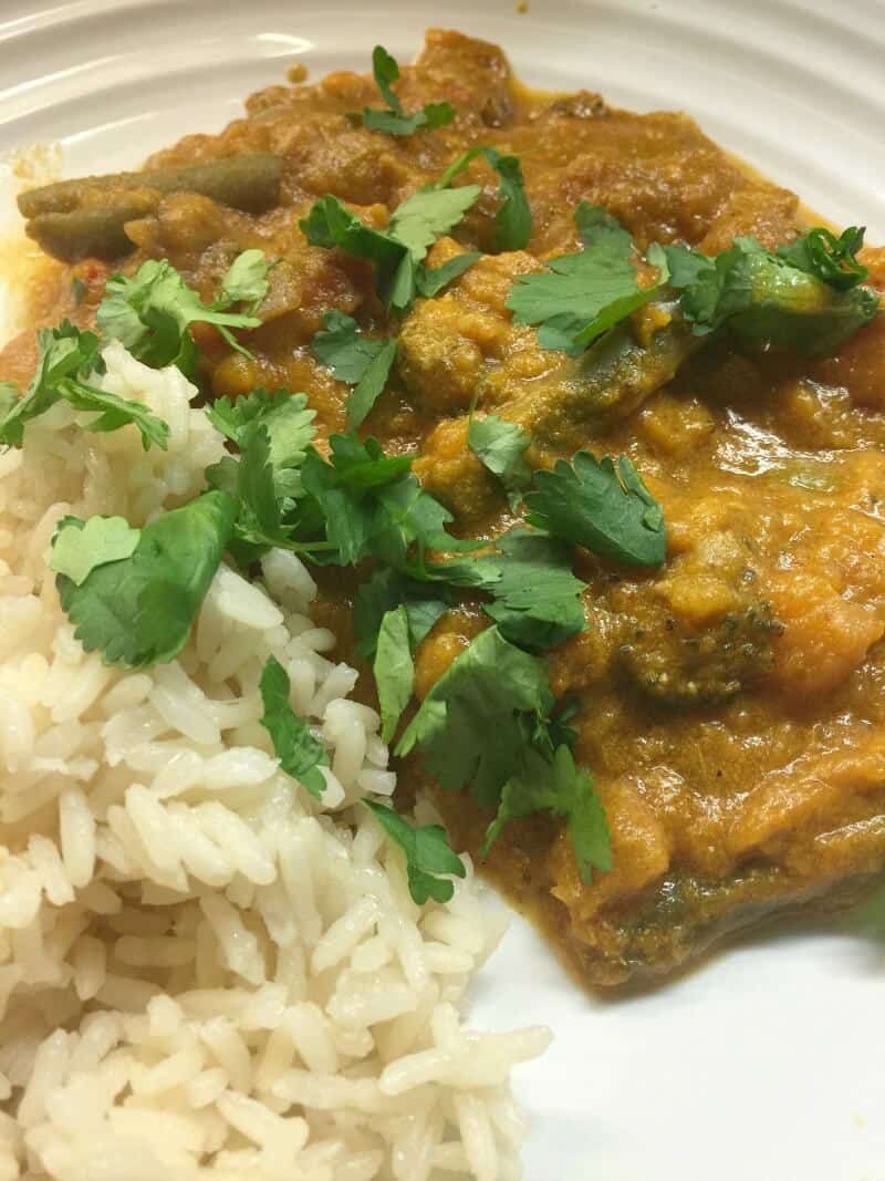 Slow Cooker Vegetable Curry - BakingQueen74