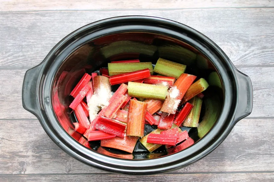 Rhubarb in the slow cooker pot