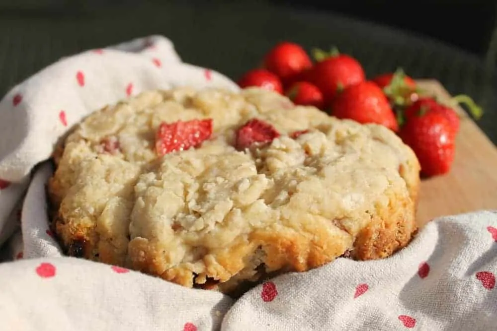 Slow Cooker Strawberry Scone