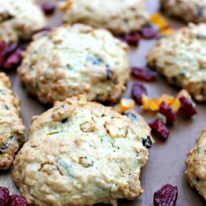 Ginger and Cranberry Oatmeal Cookies