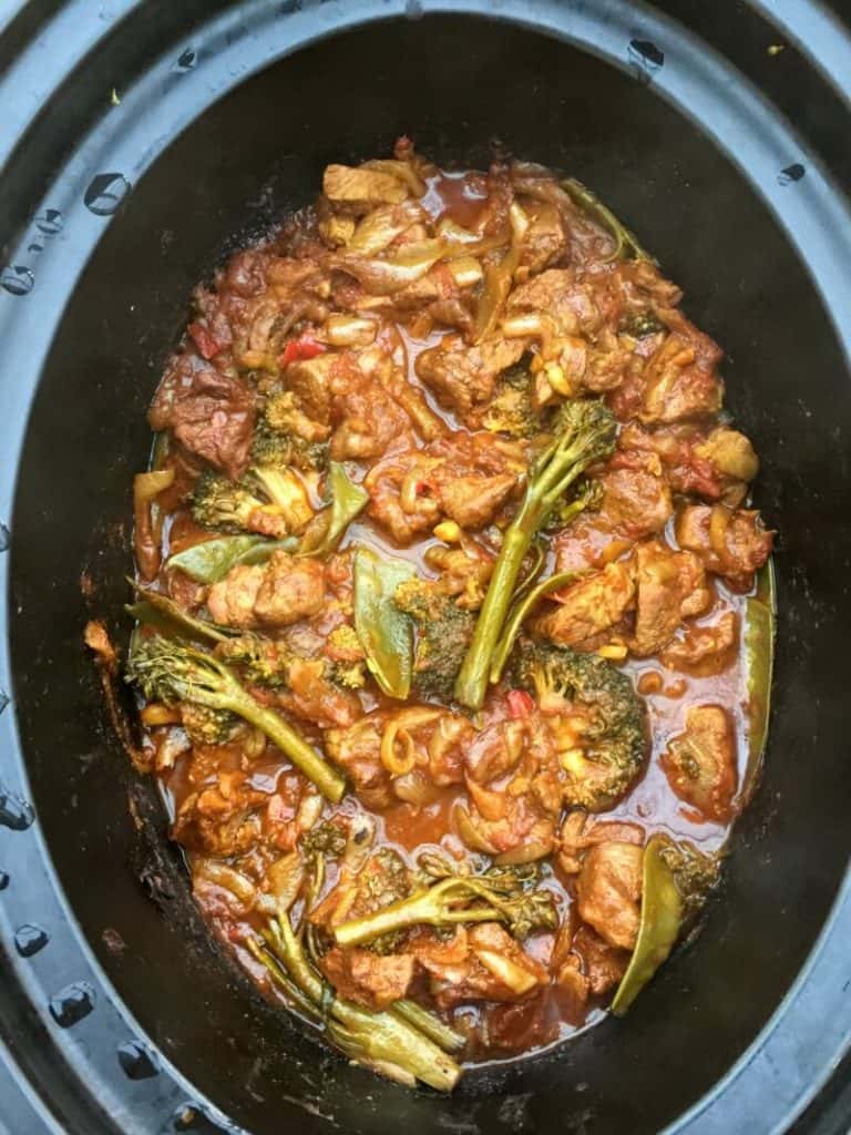 Slow Cooker Lamb Curry (Lamb Bhuna) BakingQueen74