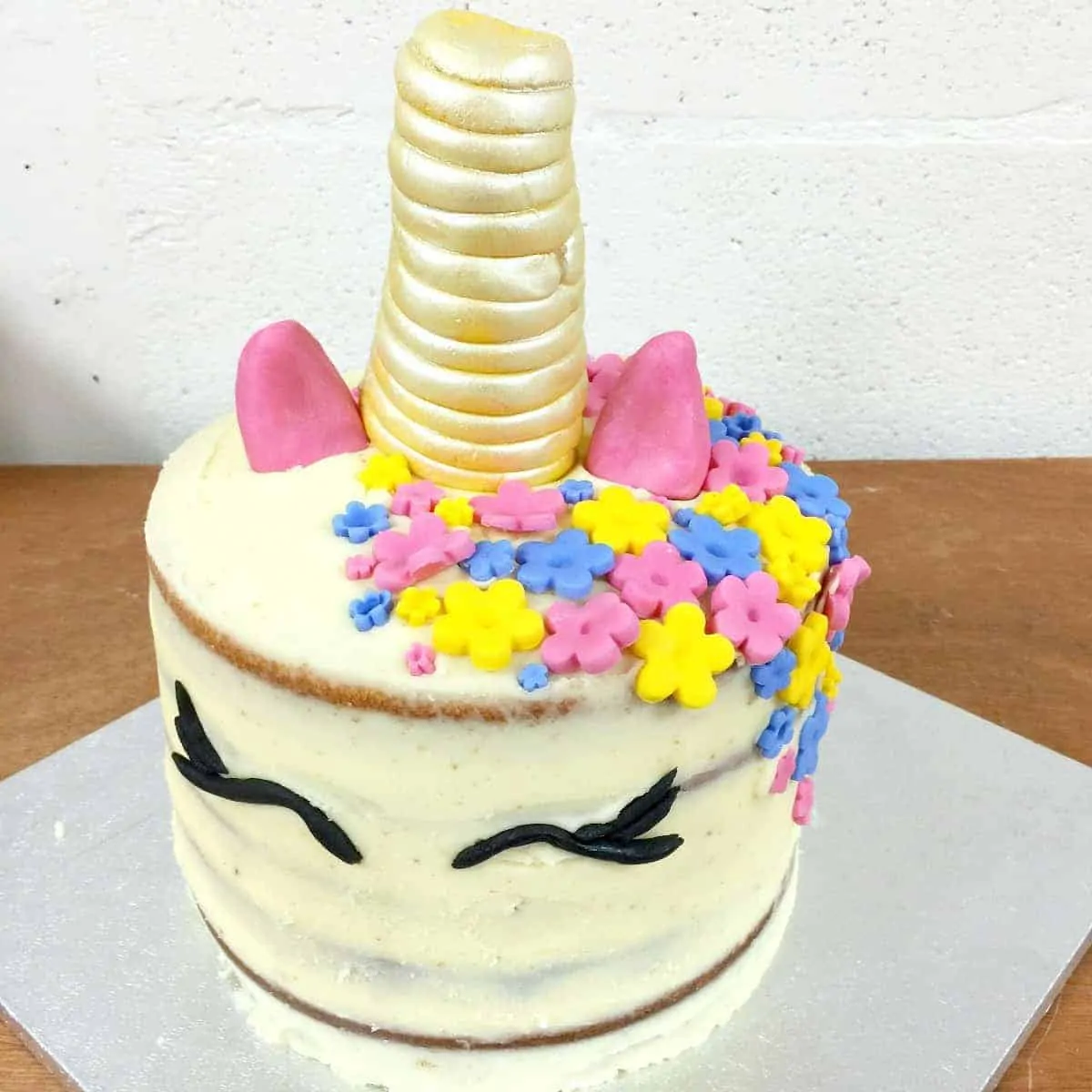 Easy unicorn cake