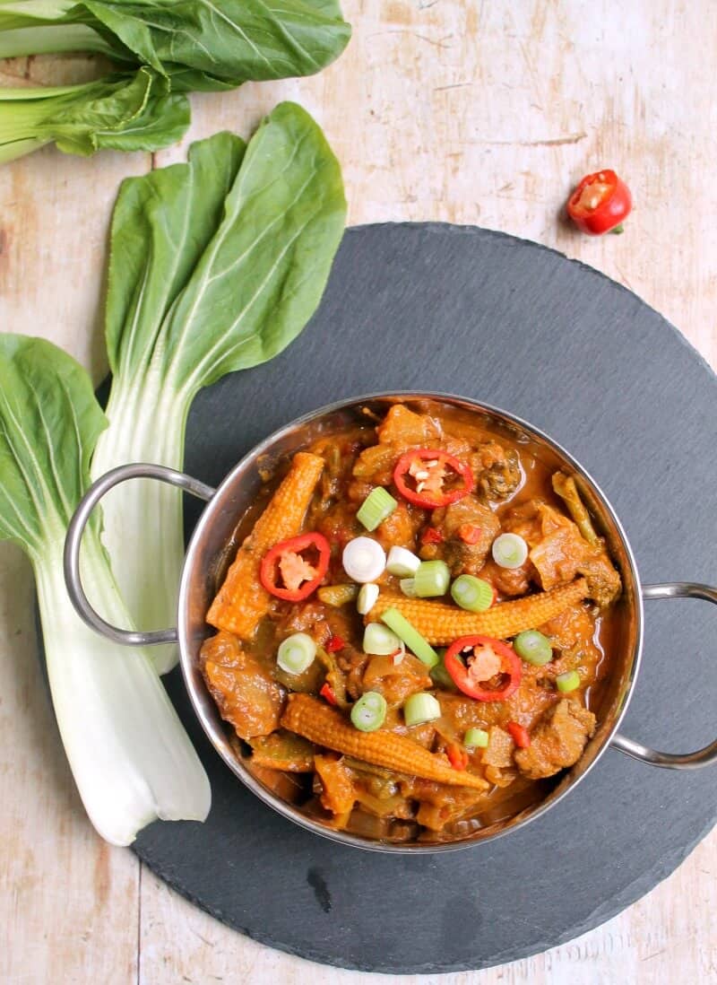 Slow cooker coconut beef curry