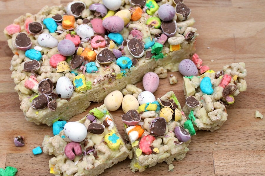 No-Bake Unicorn Mini Egg White Chocolate Slice - BakingQueen74