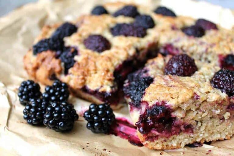 Blackberry Oaty Traybake Ideal for Late Summer BakingQueen74