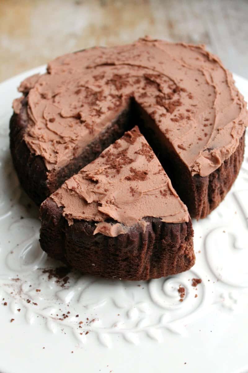 slow-cooker-baileys-chocolate-cake-bakingqueen74