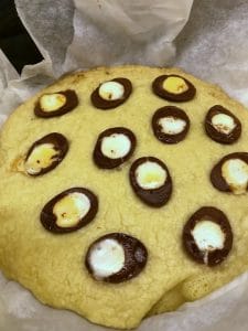 Slow Cooker Creme Egg Shortbread
