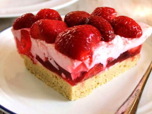 Strawberry Mousse Cake — Clodagh McKenna