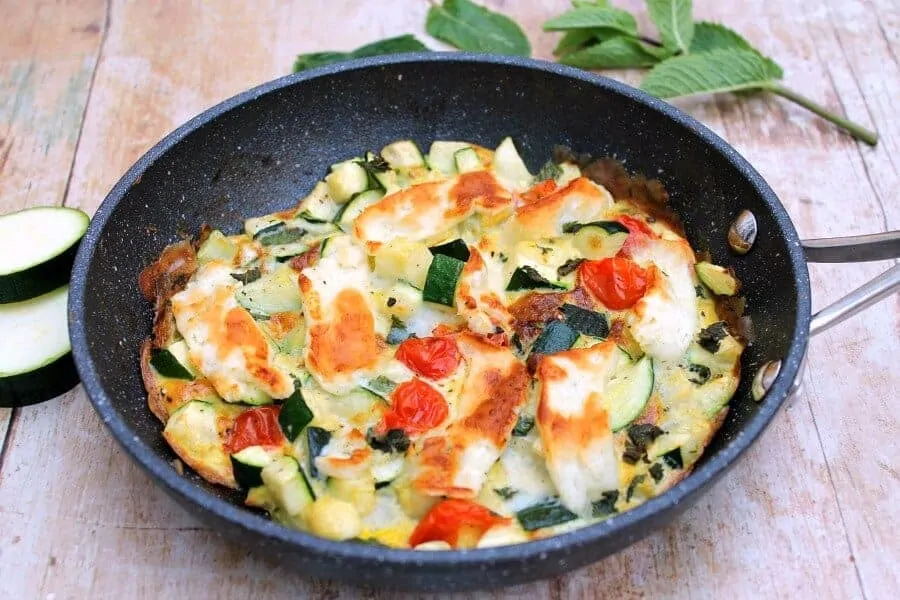 Courgette frittata with mint and halloumi