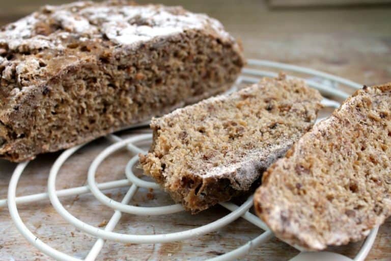 Slow Cooker No Knead Bread BakingQueen74