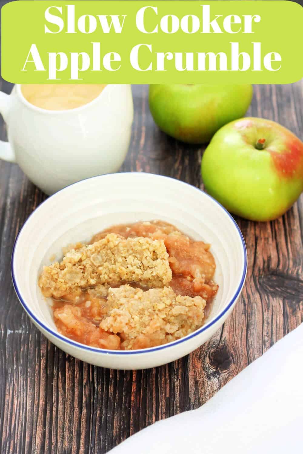 Slow Cooker Apple Crumble BakingQueen74