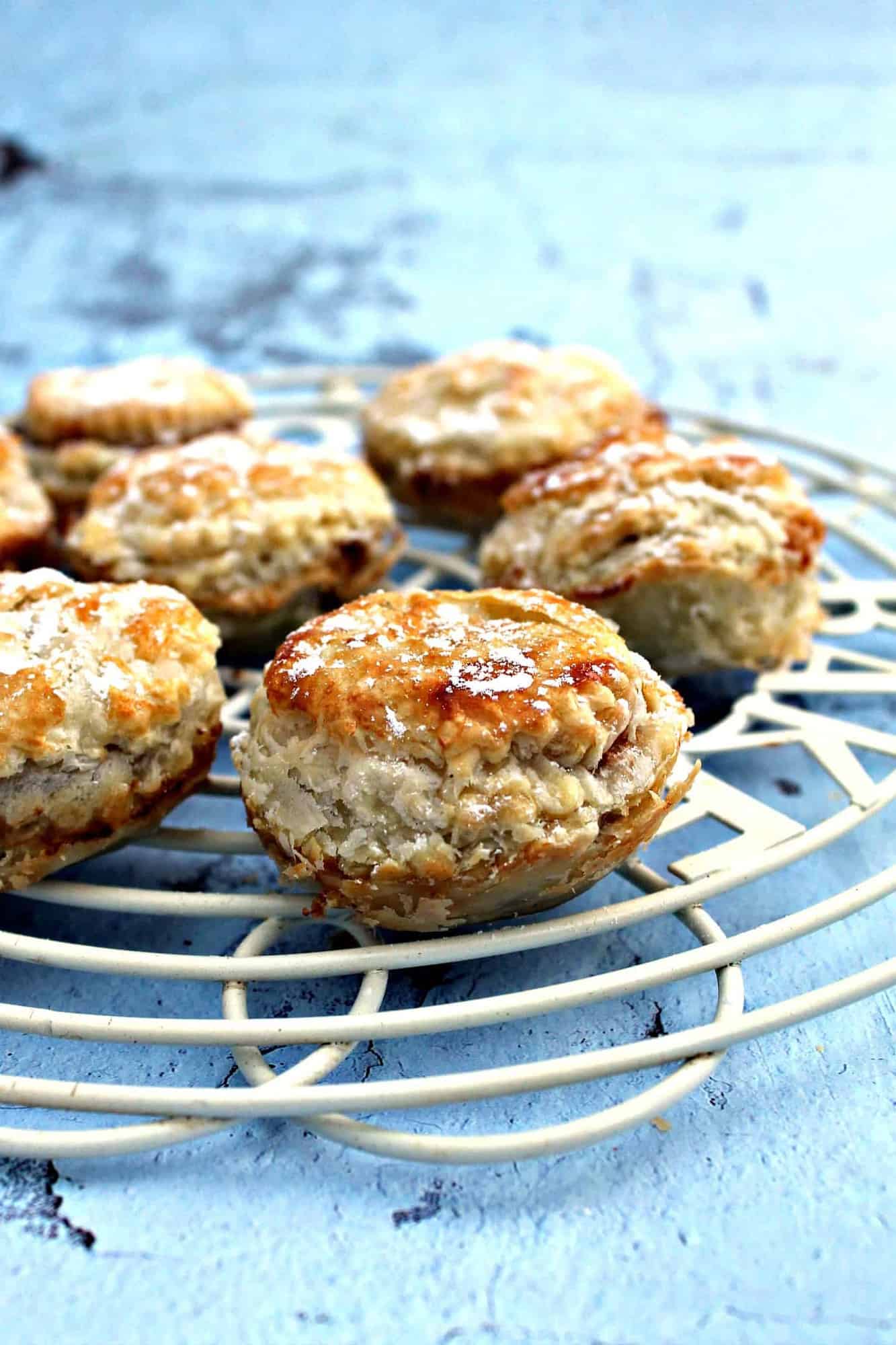 Puff Pastry Mince Pies - BakingQueen74