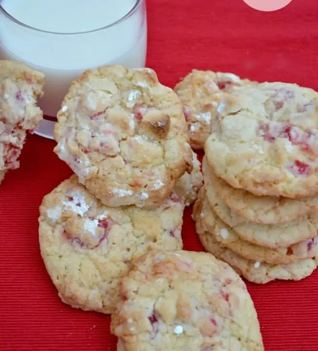 Casa Costello's cherry Bakewell cookies