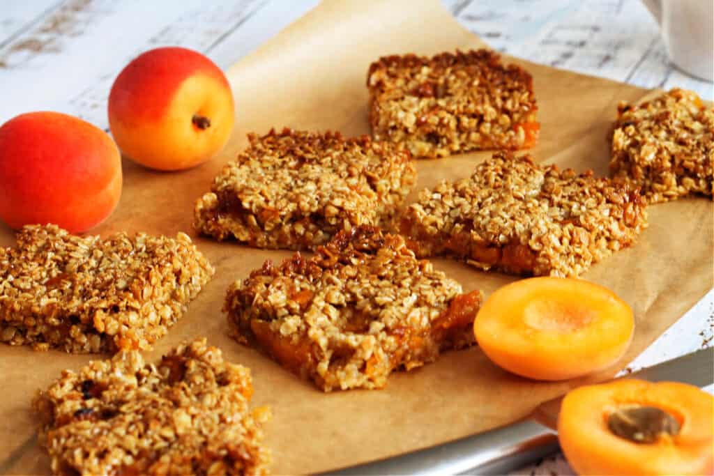 Apricot Flapjacks BakingQueen74