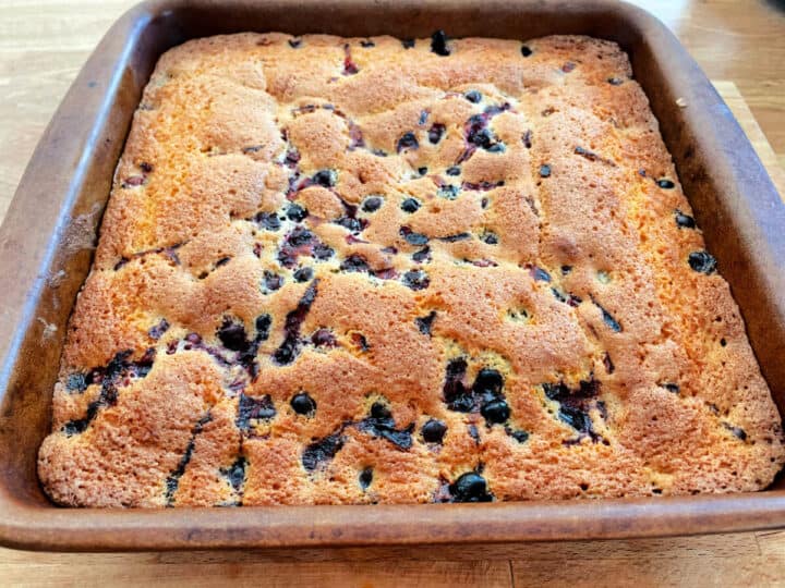 Easy Blackcurrant Traybake BakingQueen74