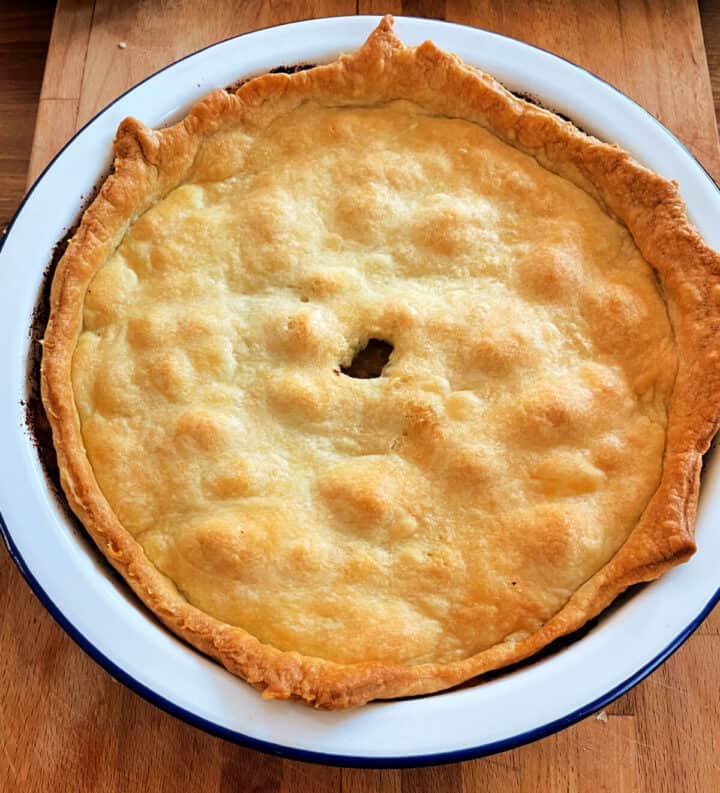 Slow Cooker Chicken Pie - BakingQueen74