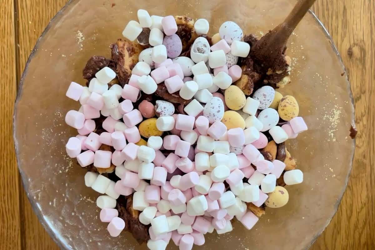 Bowl with mini pink and white marshmallows added to previous ingredients.